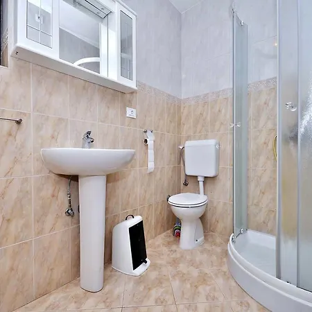 Mira 645 Apartman Poreč