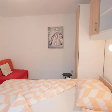 Apartment Mira 645 Porec